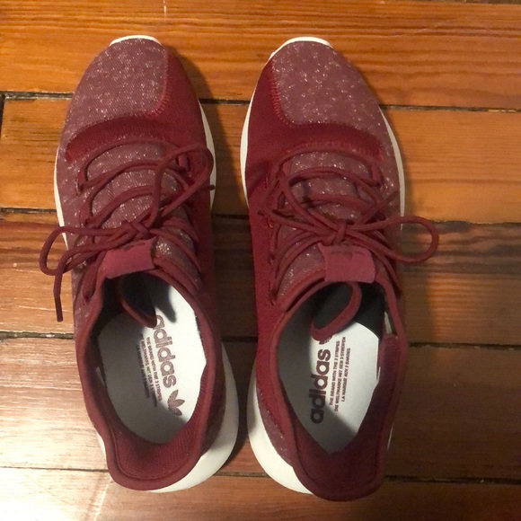 Adidas- Size 10 - Running/Casual Shoe - Picture 3 of 3